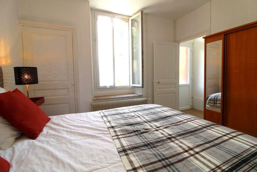 Appartements Le Cru Colbert โบน ภายนอก รูปภาพ
