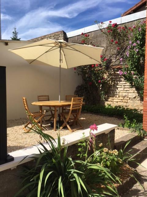 Appartements Le Cru Colbert โบน ภายนอก รูปภาพ